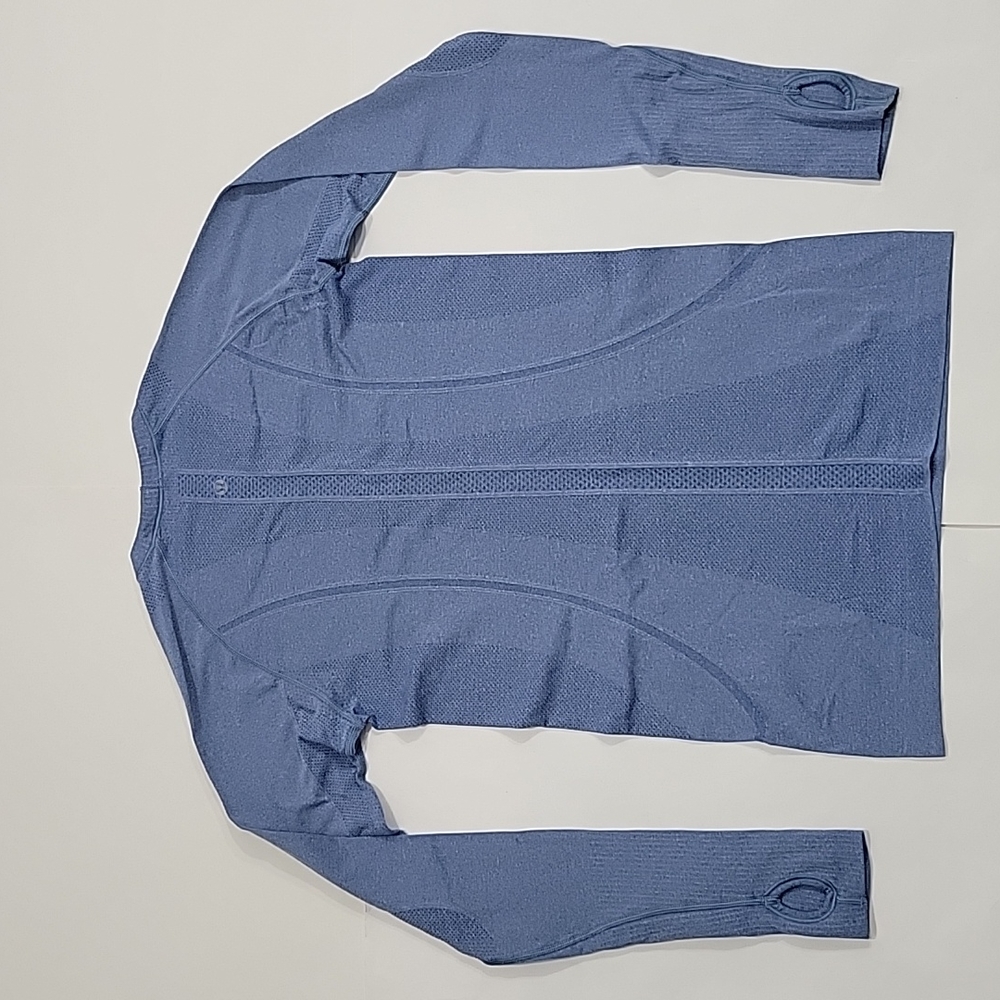 Lululemon Swiftly Run Tech Top - image 1